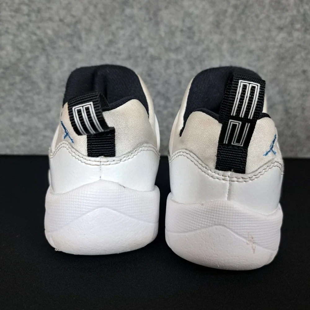 Nike jordan 11